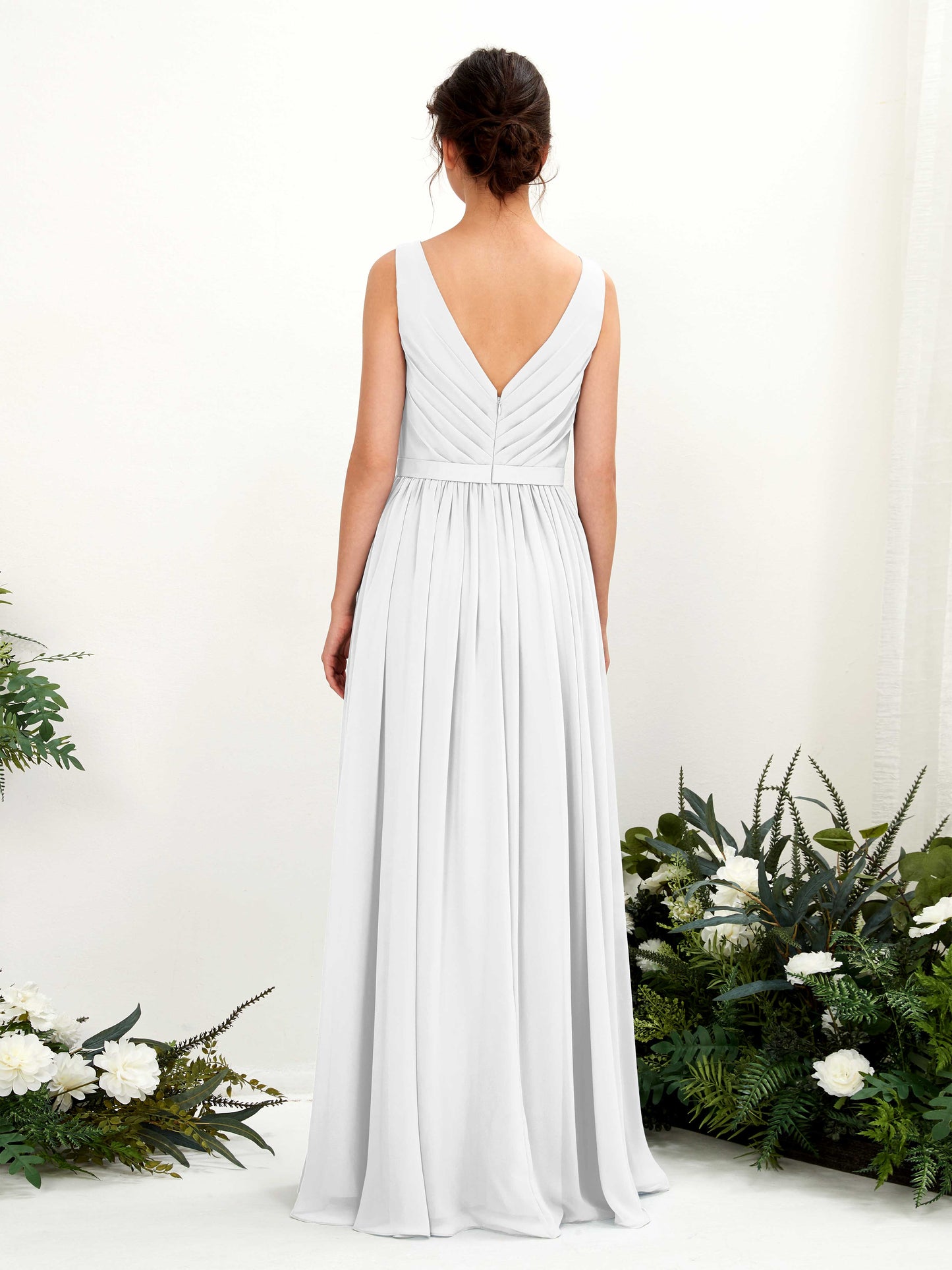 Barbara White Sleeveless Maxi Dress