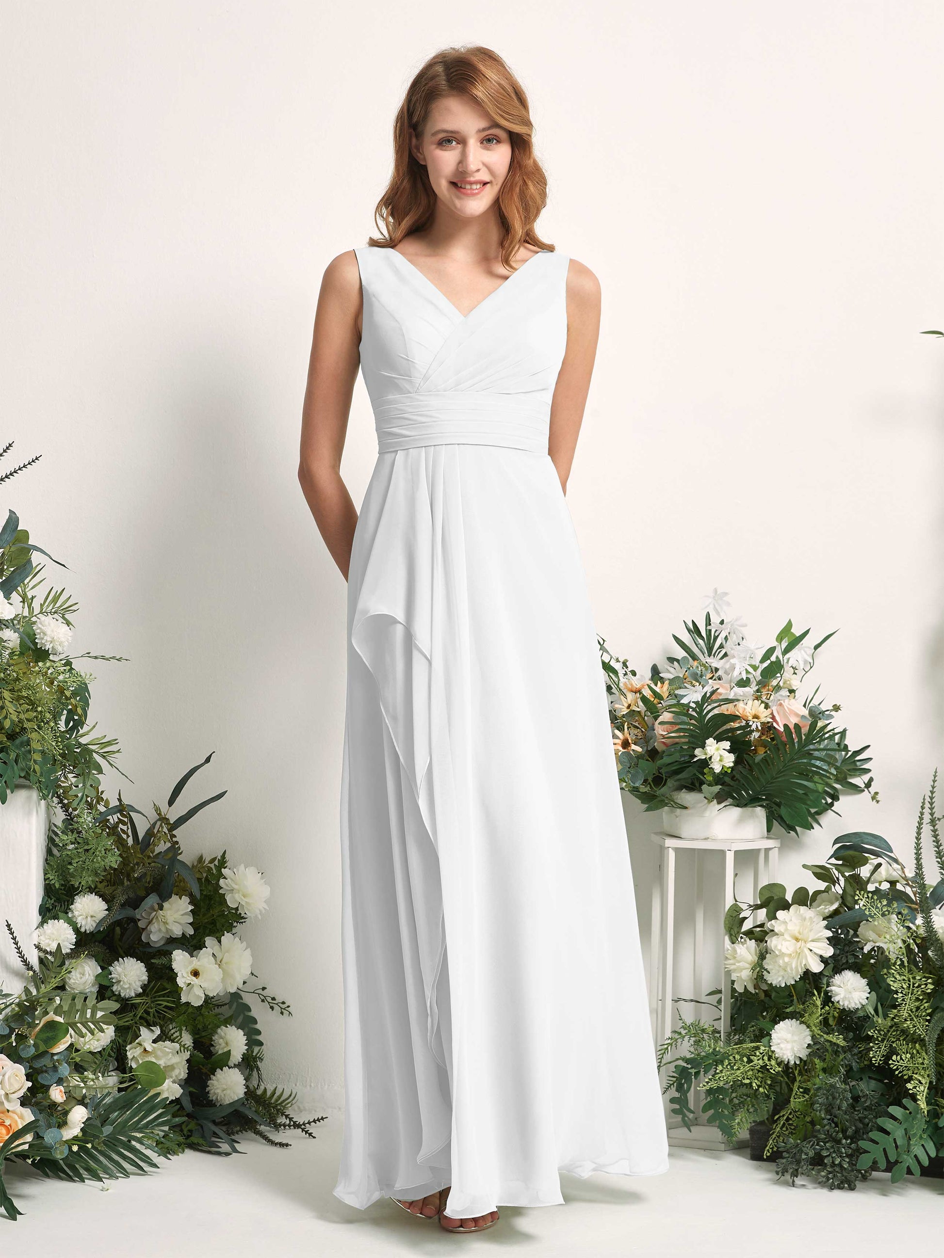 Mollie White Sleeveless Maxi Dress