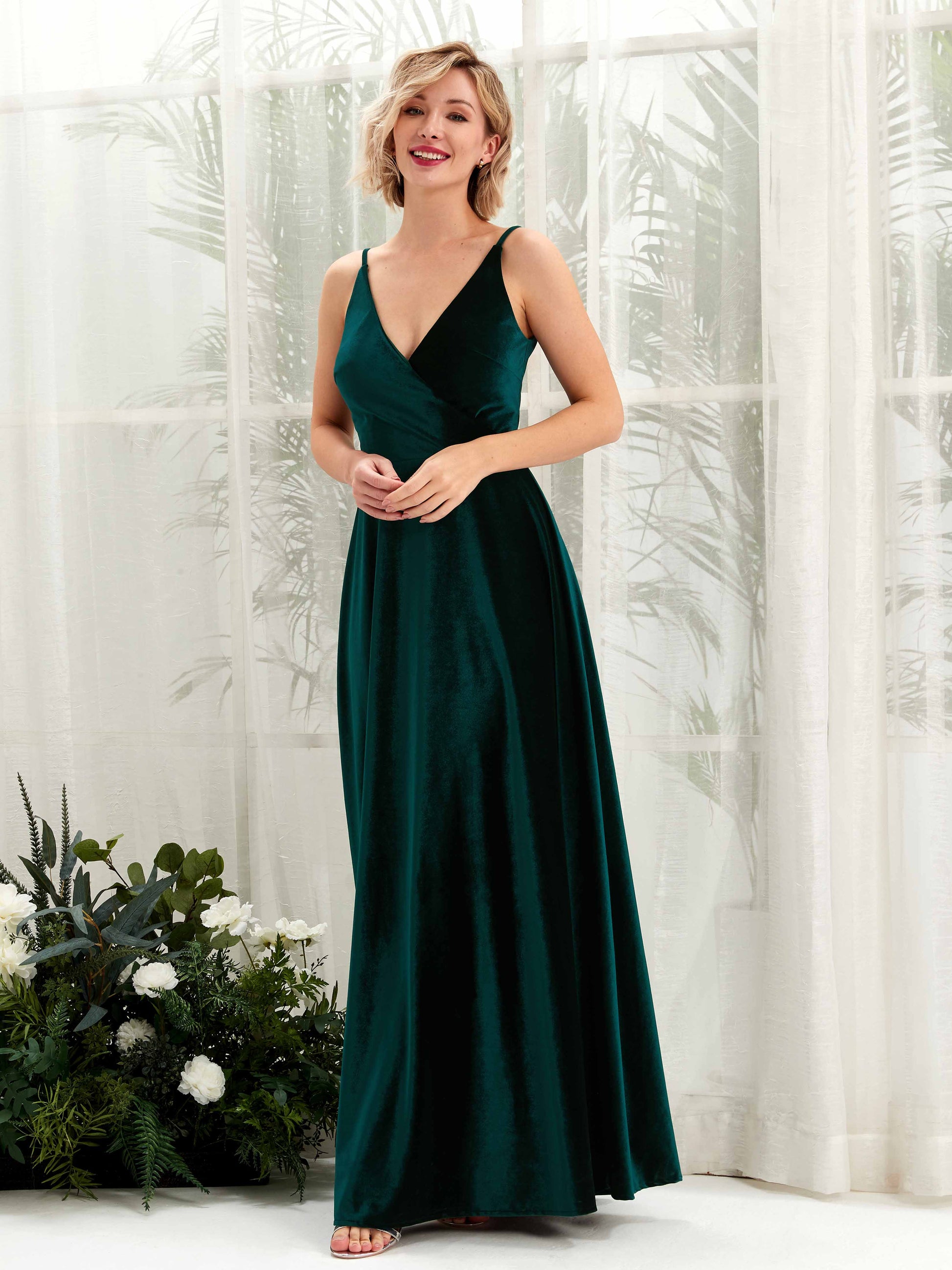 Sheila Hunter Green Velvet Sleeveless Maxi Dress